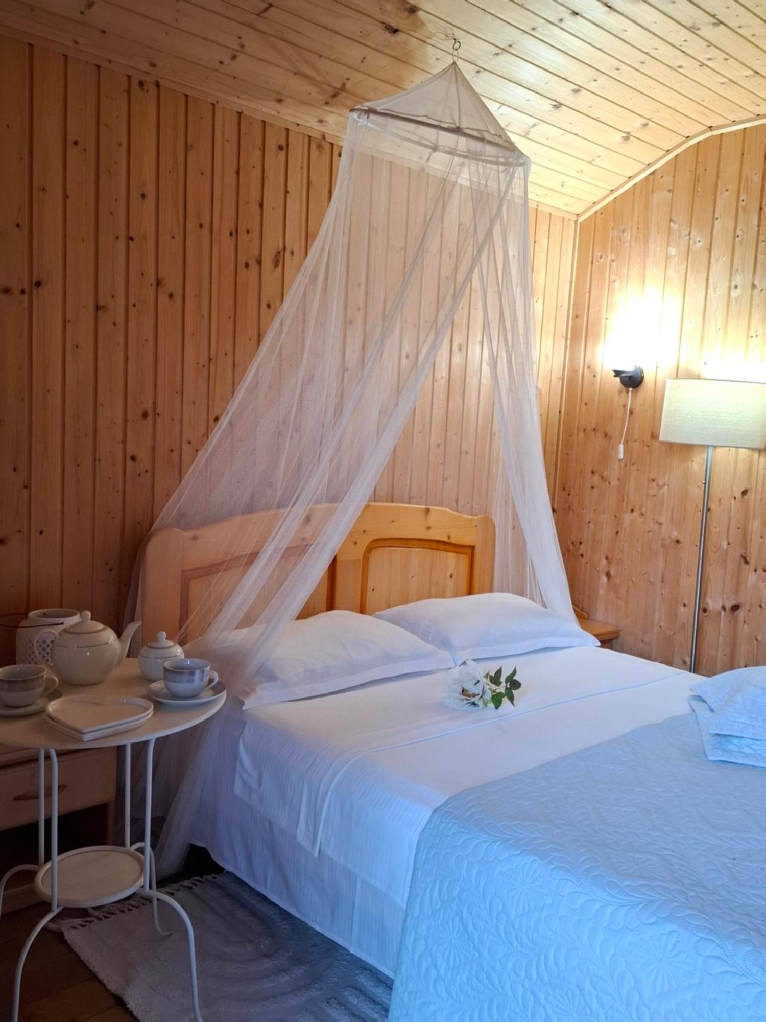Cabane de lemn Costinesti Habitación foto